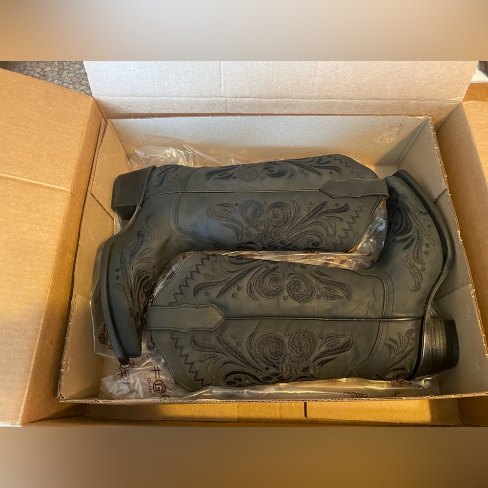 Black Western Cowgirl Boots BRAND NEW Size 8 1/2